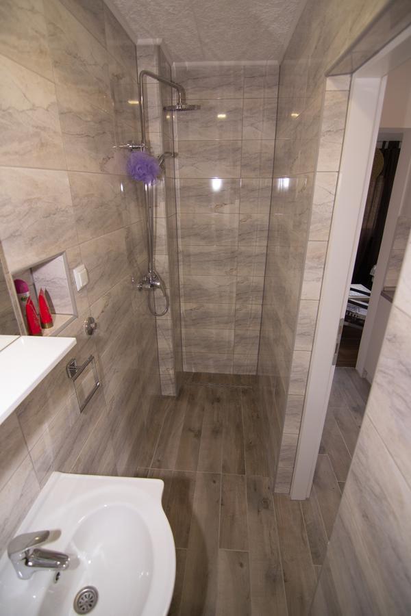 Naid Apartmani Kulen Vakuf Exterior foto